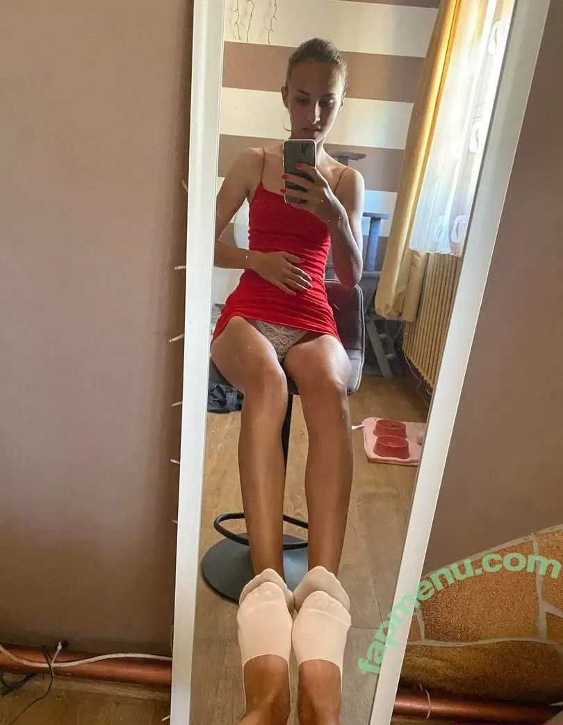 hullocsillag nude photo #0010 (lehullott.hullocsillag)