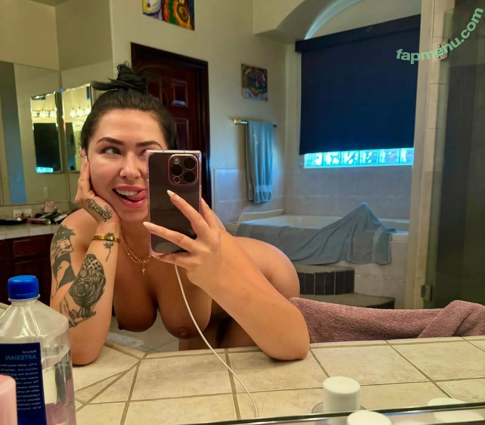 hungry4moore nude photo #0037 (stillhungry4more)