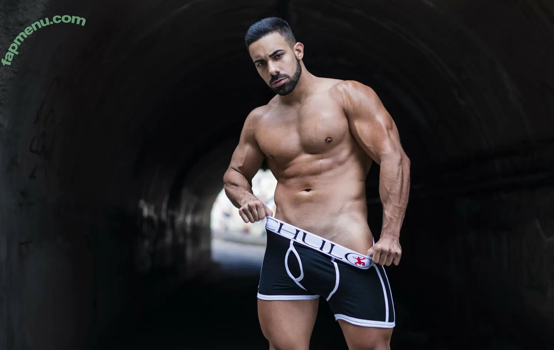 hunkstripper nude photo #0059 (hunk_stripper_21)