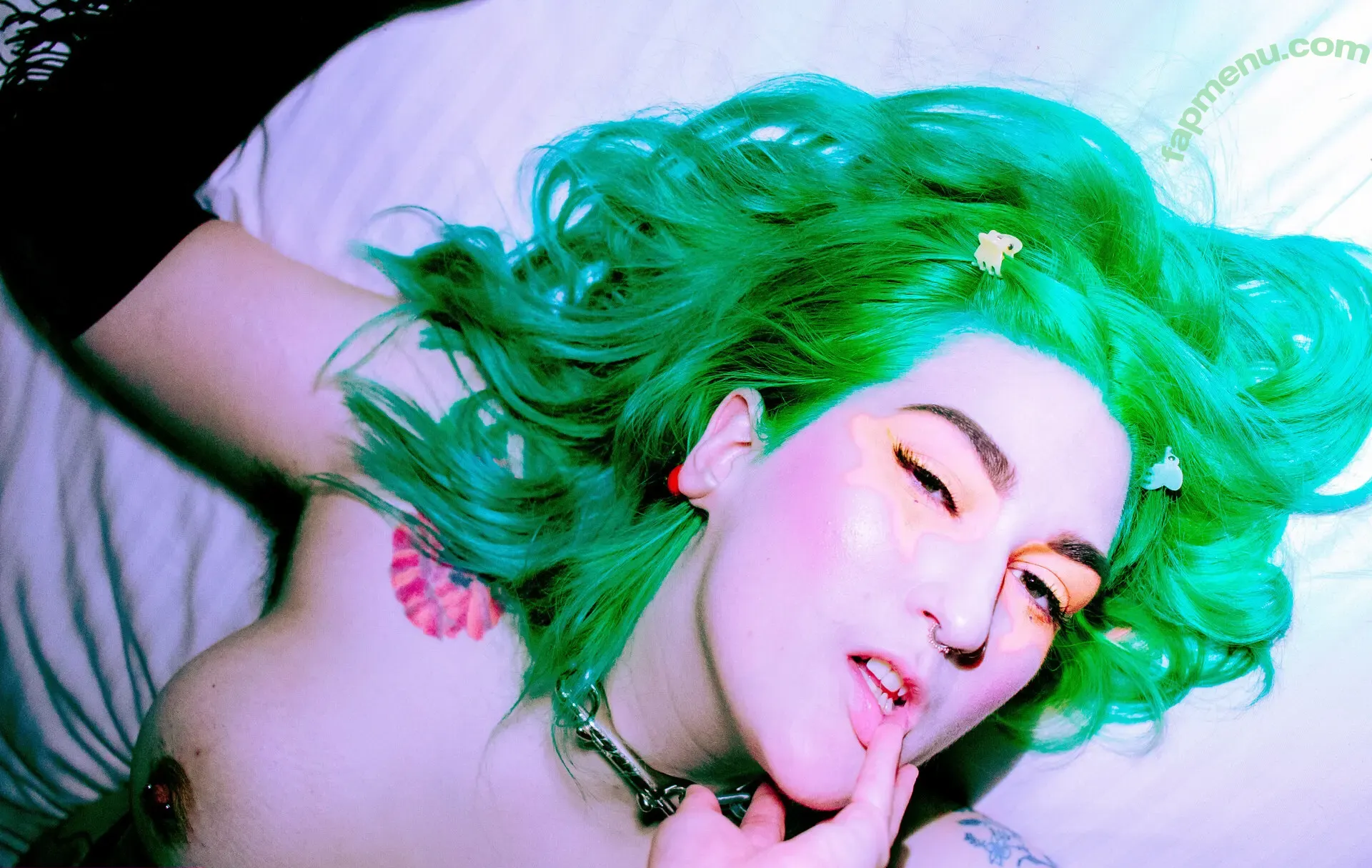 hunnydaniels nude photo #0011 (daniels_honey)