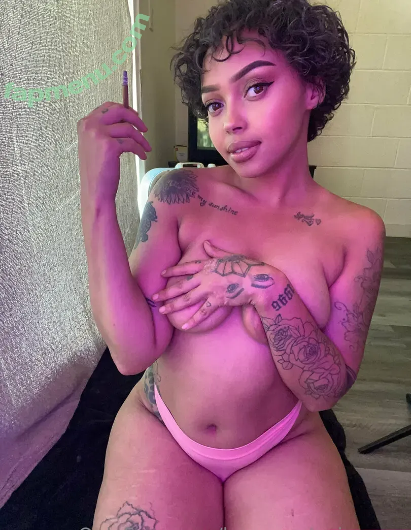 Hunnytpotprincesss nude photo #0041 (Queen Avi / hunnyblunts / hunnybunbabe / hunnytheprincess)