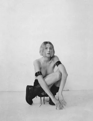 Hunter Schafer / hunterschafer nude photo #0009