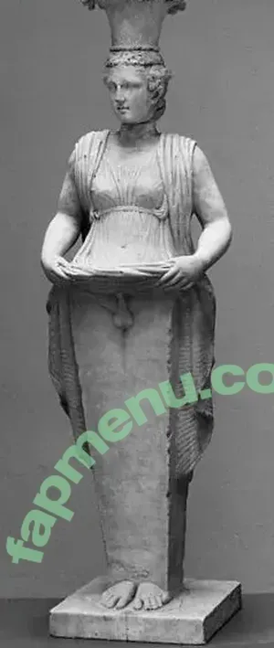 Hunter Schafer / hunterschafer nude photo #0724