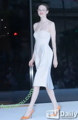 Hunter Schafer / hunterschafer nude photo #0740