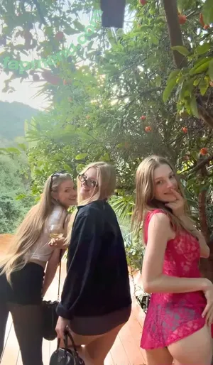 Hunter Schafer / hunterschafer nude photo #0819