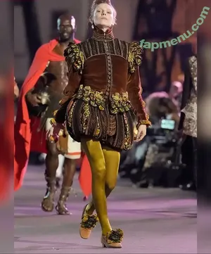 Hunter Schafer / hunterschafer nude photo #0837