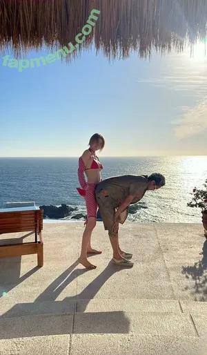 Hunter Schafer / hunterschafer nude photo #0897