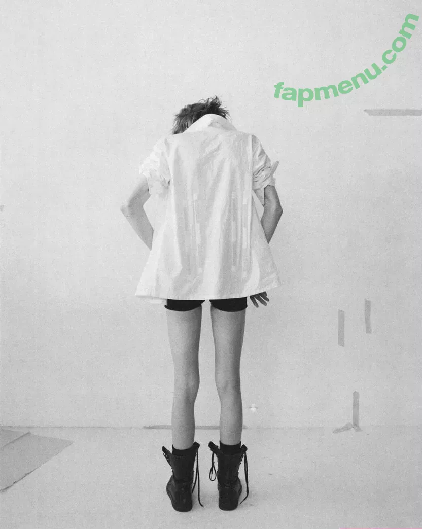 Hunter Schafer nude photo #0010 (hunterschafer)