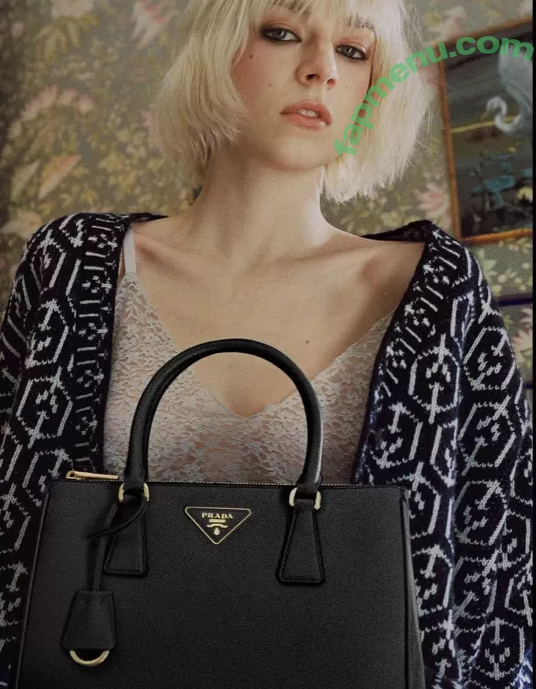 Hunter Schafer nude photo #0054 (hunterschafer)