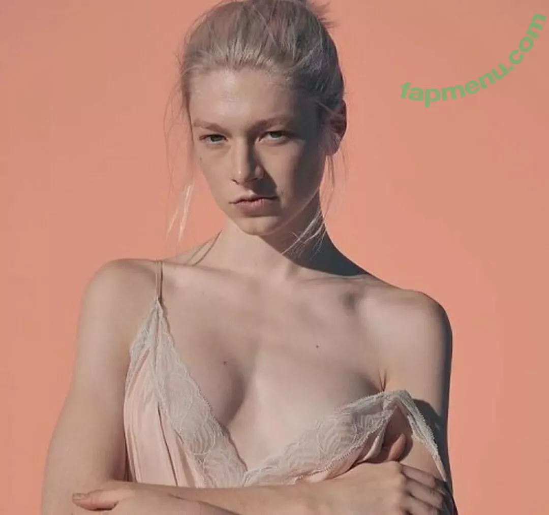 Hunter Schafer nude photo #0465 (hunterschafer)