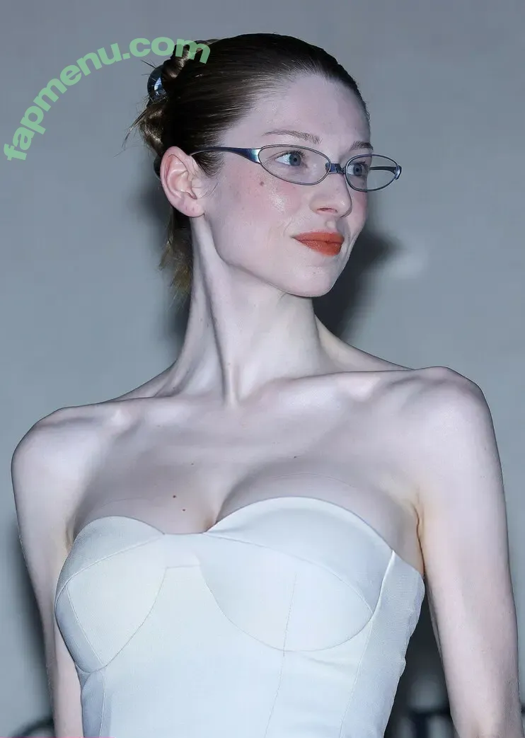 Hunter Schafer nude photo #0737 (hunterschafer)