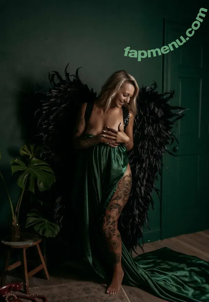 hunterann123 nude photo #0015 (hunterann123)