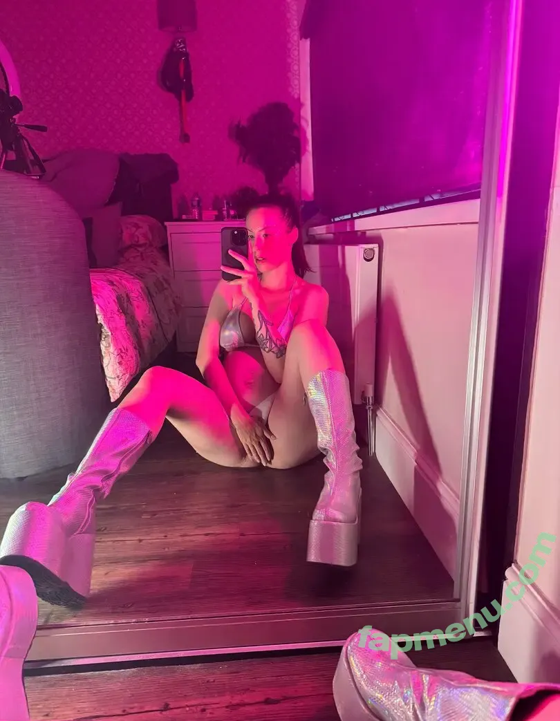 huntingharrietofficialx nude photo #0256 (huntingharrietofficialx)