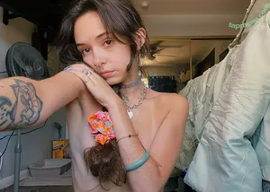 Hushedhippie / hushed.hippie / splashofclaire nude photo #0002
