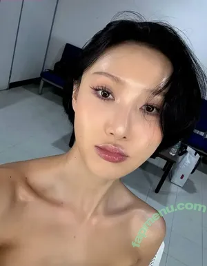 Hwasa / _mariahwasa nude photo #0108
