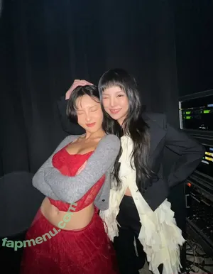Hwasa / _mariahwasa nude photo #0109