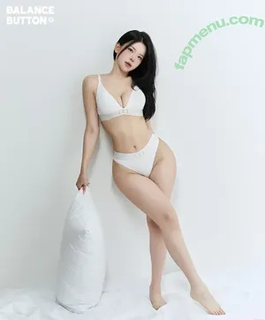  nude photo #0011