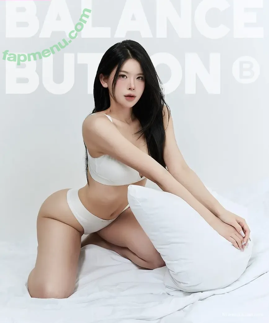 __hya_____ nude photo #0009 (__hya_____)