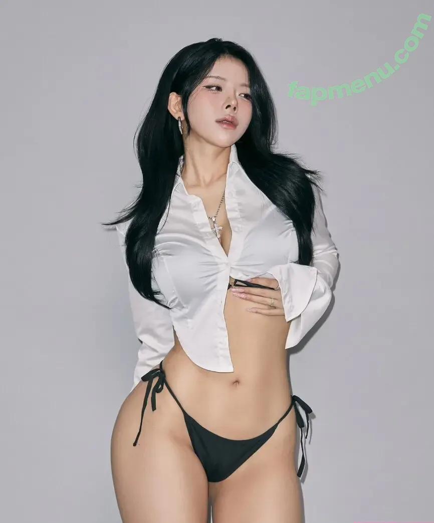 __hya_____ nude photo #0014 (__hya_____)