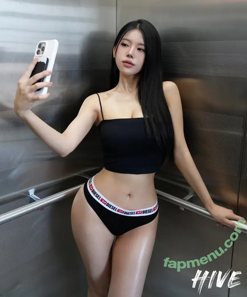 __hya_____ nude photo #0032 (__hya_____)