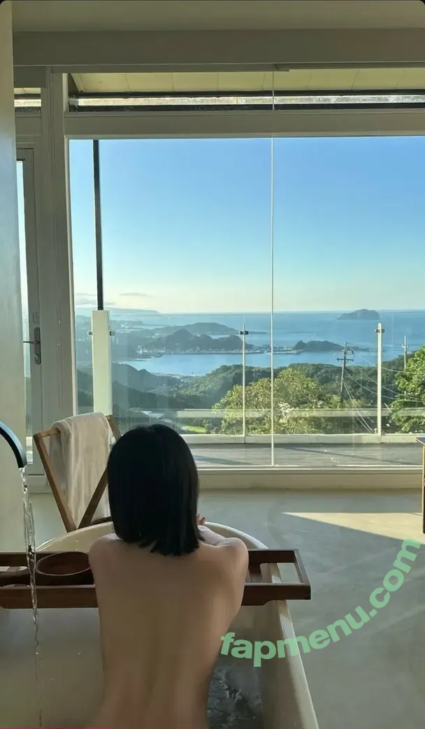 Hyerininng nude photo #0025 (혜린)