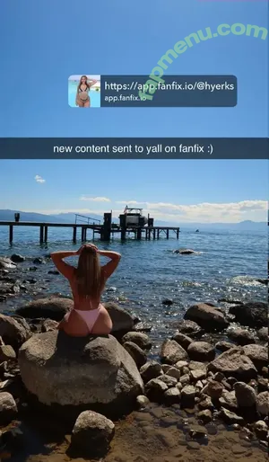 Hyerks nude photo #0002