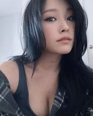 Hyoon / Aikuros nude photo #0015