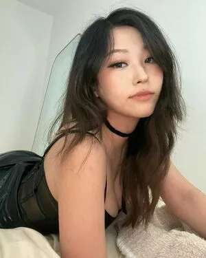 Hyoon / Aikuros nude photo #0028