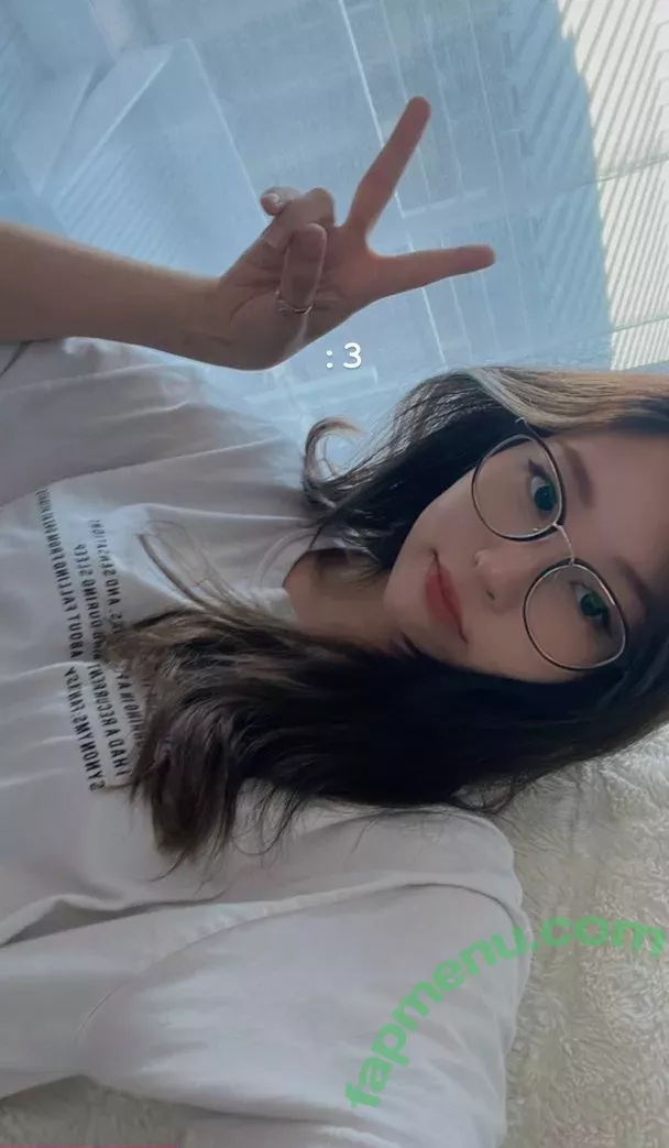 Hyoon nude photo #0006 (Aikuros)
