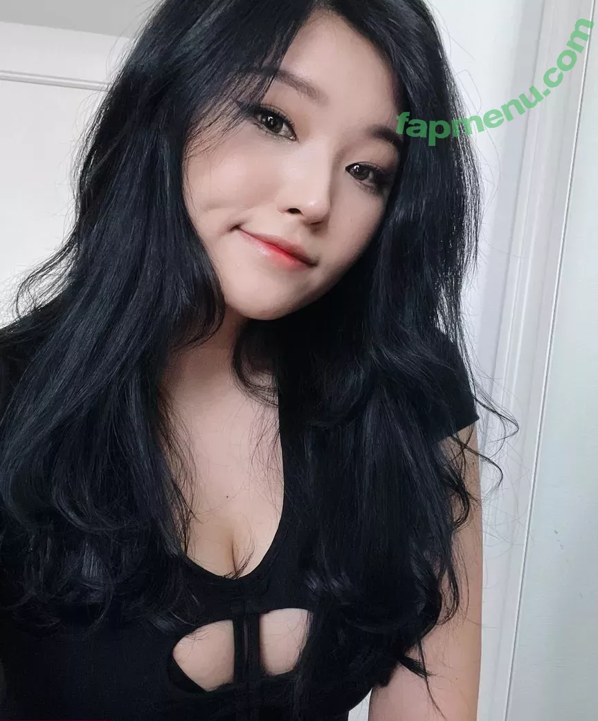 Hyoon nude photo #0009 (Aikuros)