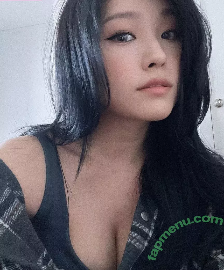 Hyoon nude photo #0015 (Aikuros)
