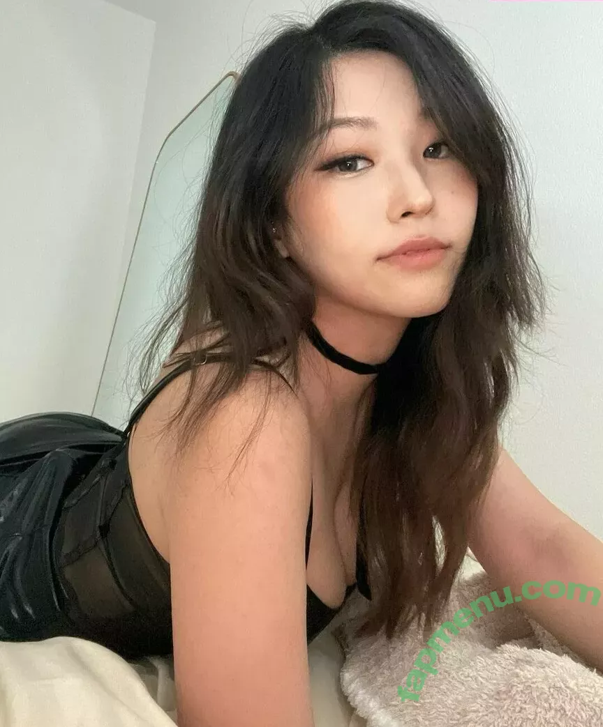 Hyoon nude photo #0028 (Aikuros)