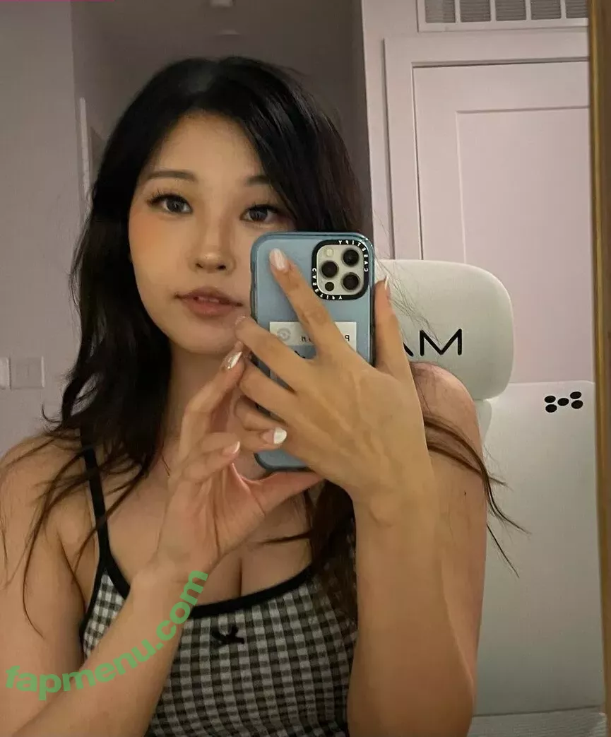 Hyoon nude photo #0038 (Aikuros)