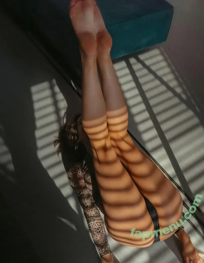 Hyperreaaal nude photo #0079 (Hypearr / Kamila Szalas / hypear / naked.anthropology / nakedanthropology)