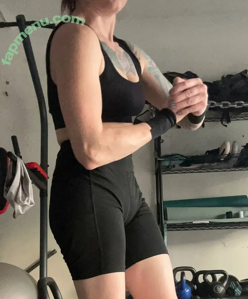 Hythrall nude photo #0003 (Hythrall)