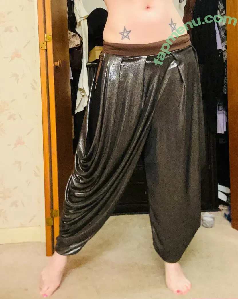 Hythrall nude photo #0044 (Hythrall)