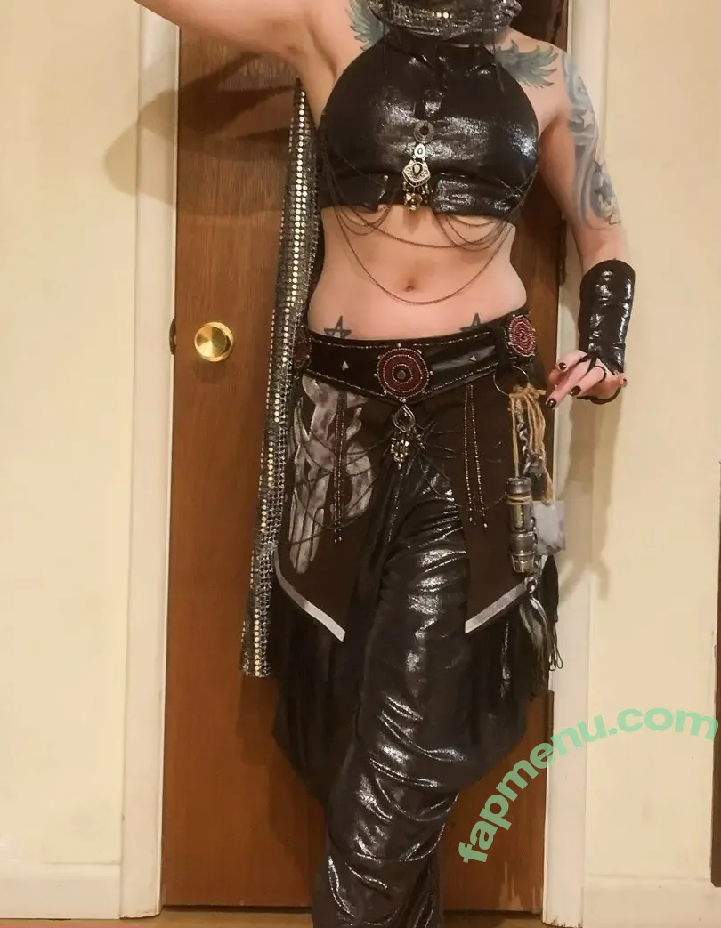 Hythrall nude photo #0046 (Hythrall)