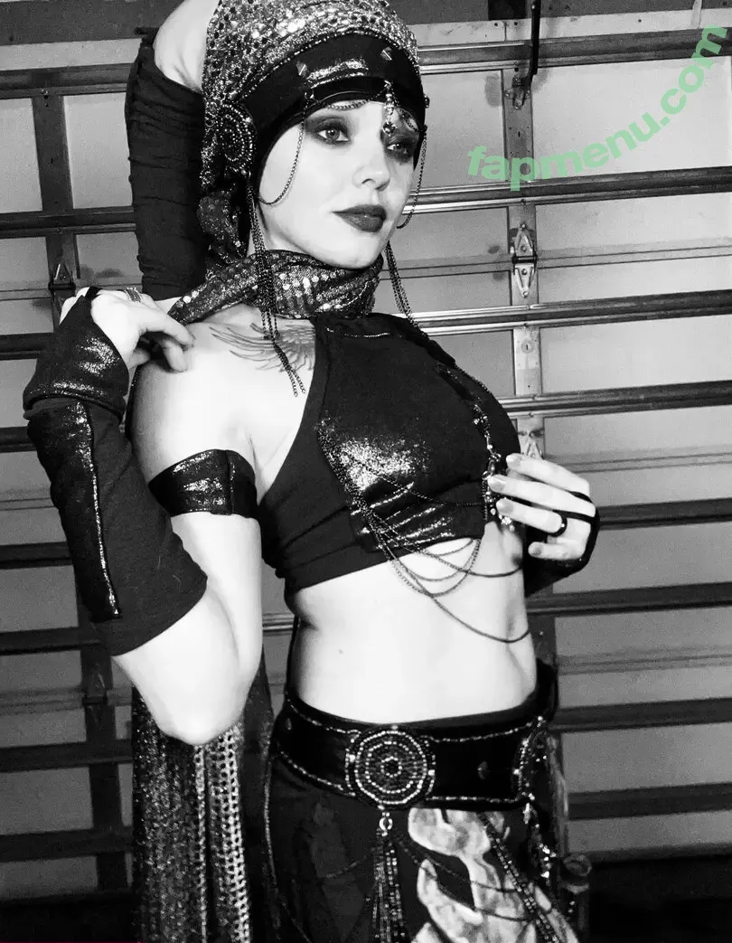 Hythrall nude photo #0049 (Hythrall)