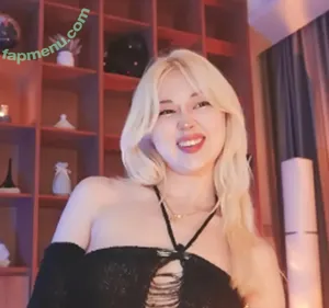 Hyun_chia / hyun_chai nude photo #0008