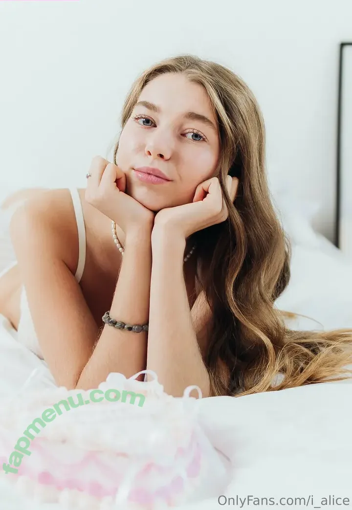 i_alice nude photo #0162 (Alice / ialice)