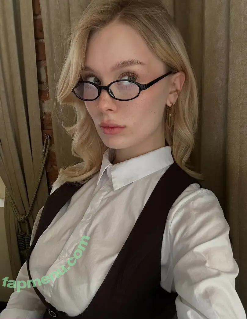 i_am_doshik nude photo #0235 (Dasha Doshik / doshikgasai)