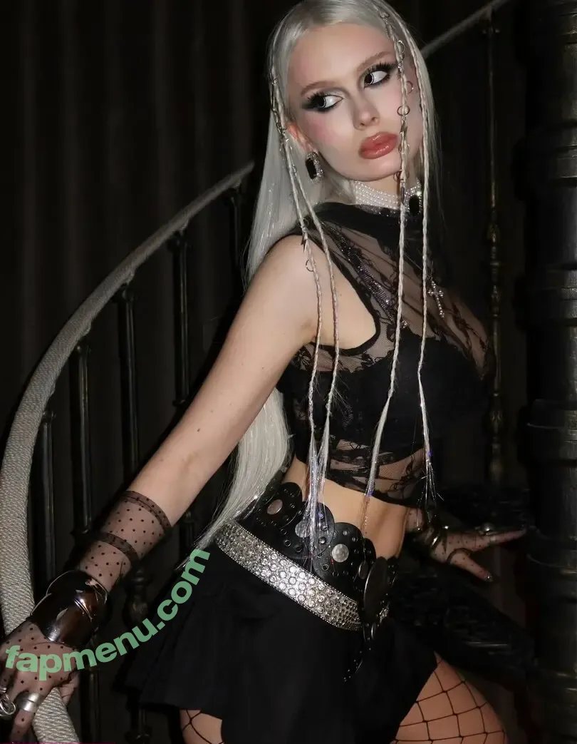 i_am_doshik nude photo #0253 (Dasha Doshik / doshikgasai)