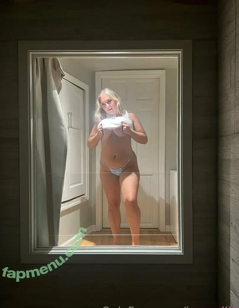 i.am.ellie nude photo #0008 (iamelib)