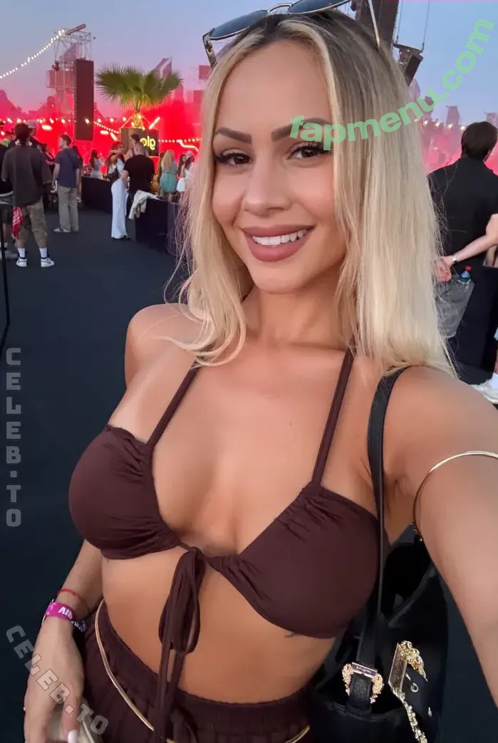 I.am.nicolepop nude photo #0073 (I.am.nicolepop)