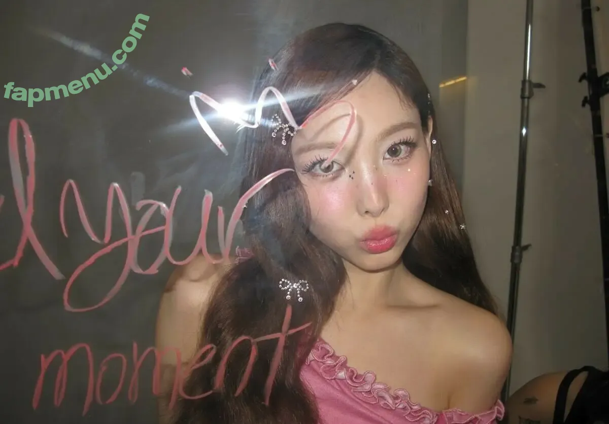 I’m Nayeon nude photo #0125 (Nayeon / nayeonyny)
