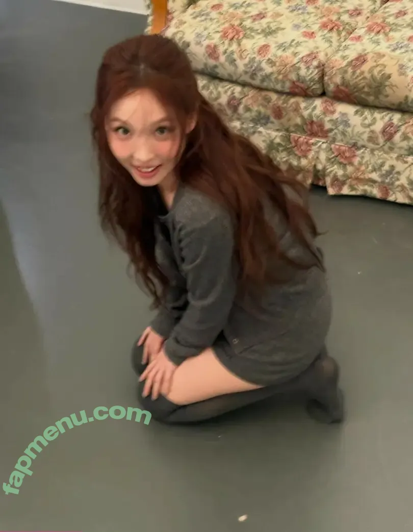 I’m Nayeon nude photo #0169 (Nayeon / nayeonyny)