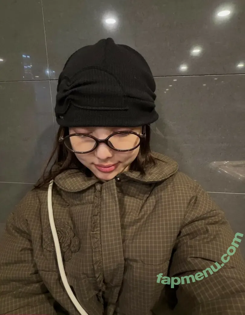 I’m Nayeon nude photo #0173 (Nayeon / nayeonyny)
