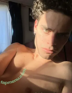  nude photo #0004