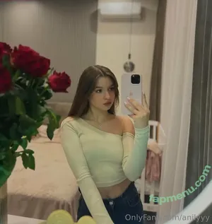 iamanily / iameily nude photo #0002