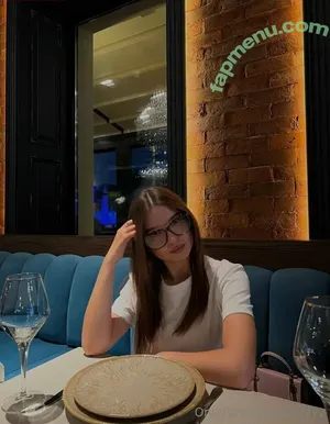 iamanily / iameily nude photo #0006